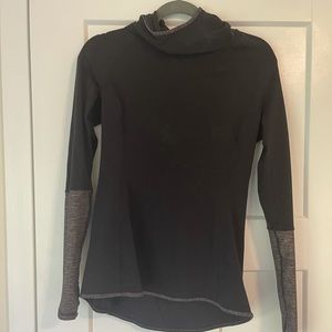 Lululemon women pullover 8